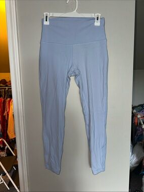 Lululemon size 8 light blue align leggings